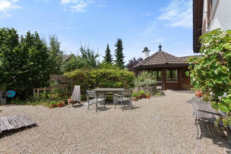 Ein besonderes Zuhause mit Gartenidylle, Privatsphäre und viel Raum (2)
