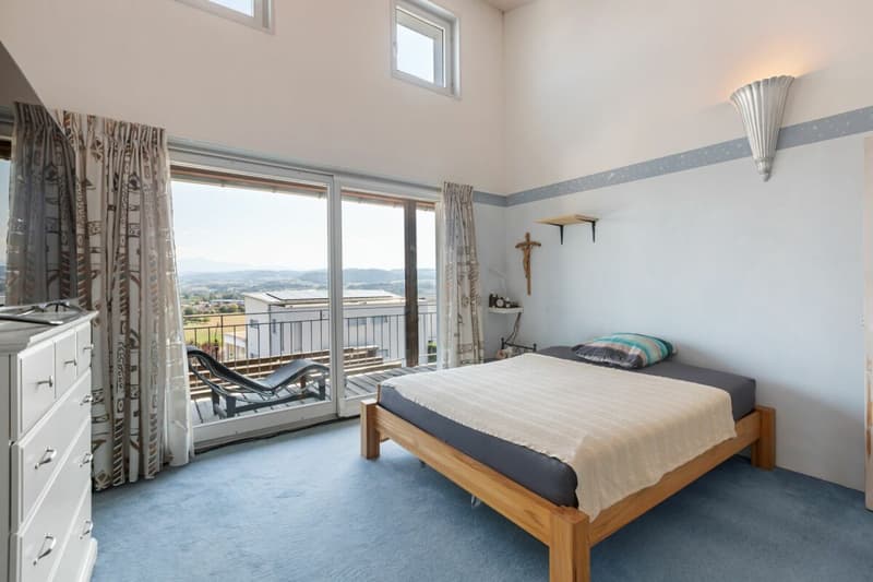 6.5-Zimmer-Haus - ruhig gelegen mit Weitsicht (6)
