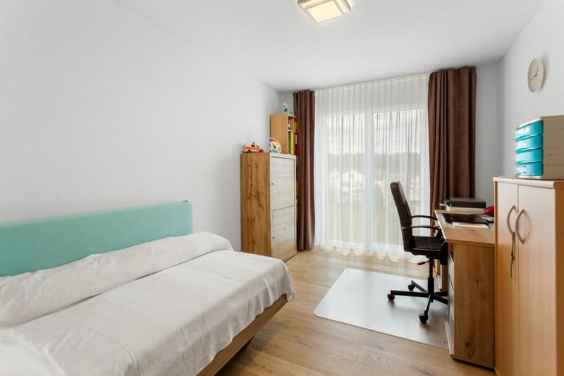 Grosszügige 4.5-Zimmer Attika mit Blick in die Natur (14)