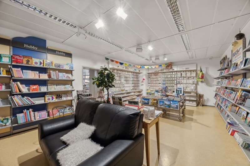 Locale commerciale affascinante nel cuore di Wädenswil in affitto (4)