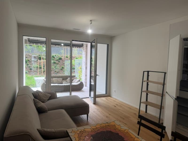 Moderne Wohnung für Mieter mit Flair für einen schönen Garten (5)