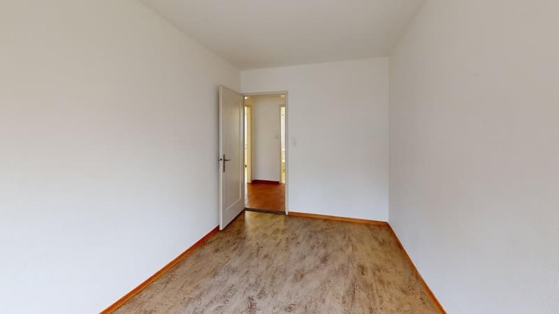 Befristet bis 31.03.2027: Ideale Zwischenlösung 4-Zimmerwohnung in Seebach (4)