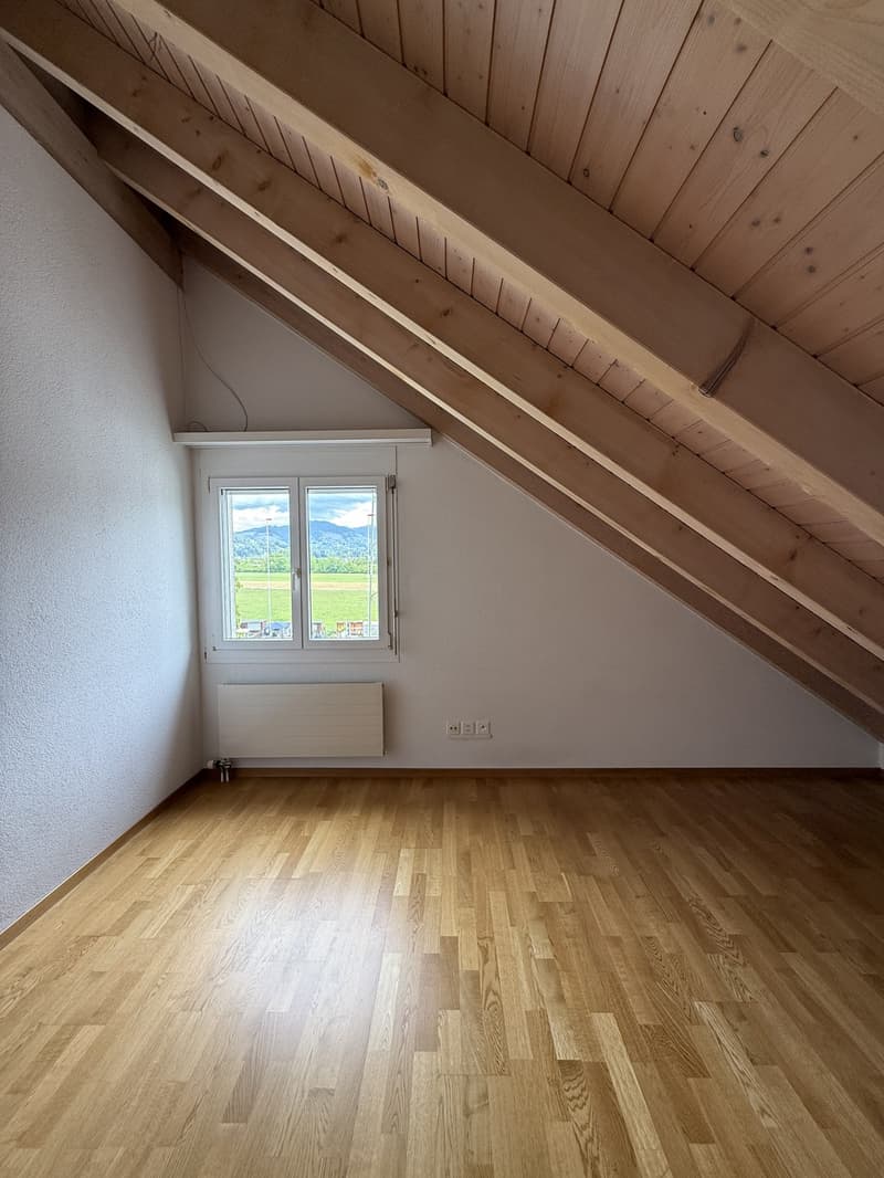 6-Zimmer-Wohnung mit viel Platz & idealer Lage in Schmerikon - Befristet bis zum 30.06.2027 (10)