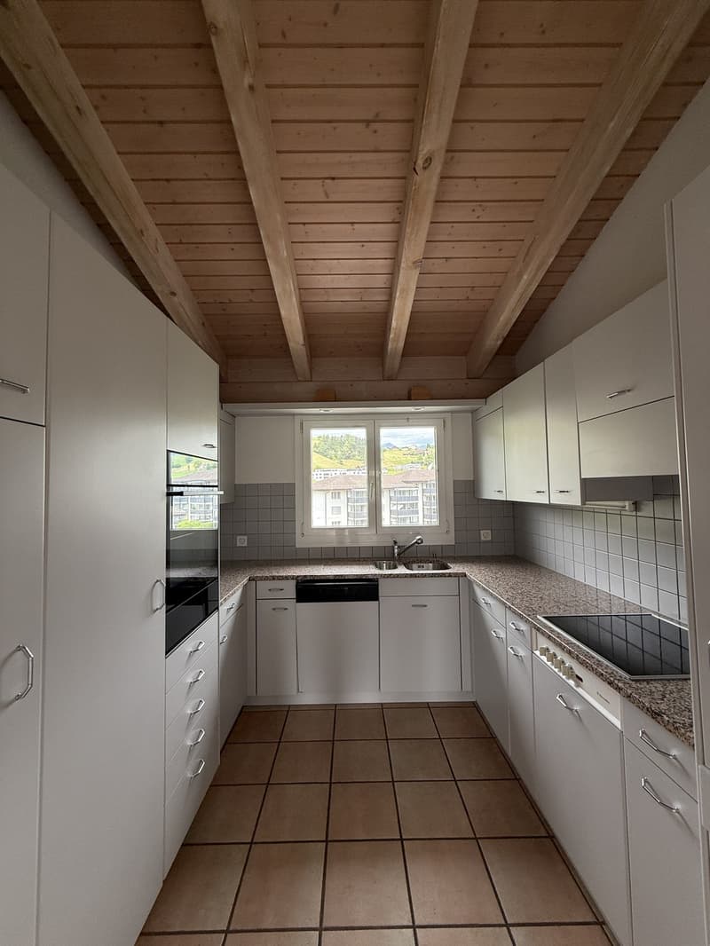 6-Zimmer-Wohnung mit viel Platz & idealer Lage in Schmerikon - Befristet bis zum 30.06.2027 (8)