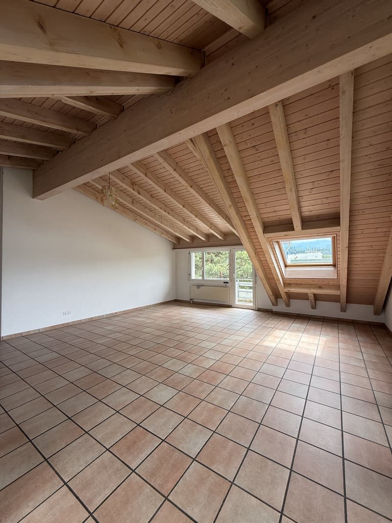 6-Zimmer-Wohnung mit viel Platz & idealer Lage in Schmerikon - Befristet bis zum 30.06.2027 (4)