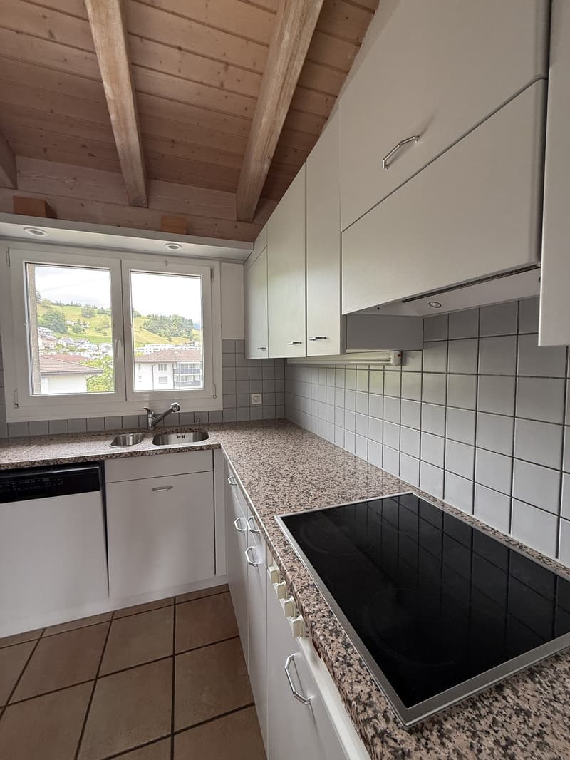 6-Zimmer-Wohnung mit viel Platz & idealer Lage in Schmerikon - Befristet bis zum 30.06.2027 (7)