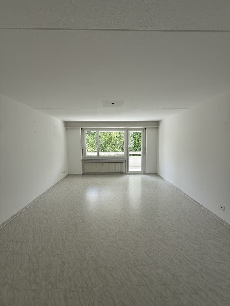4-Zimmer-Wohnung mit viel Platz & idealer Lage in Schmerikon - Befristet bis zum 30.06.2027 (2)