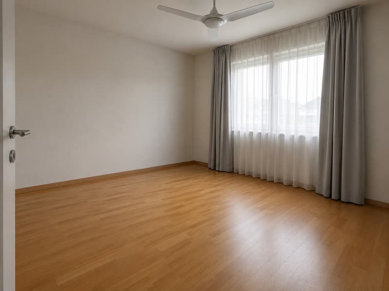 Charming 2-room apartment in central location in Kloten (2)