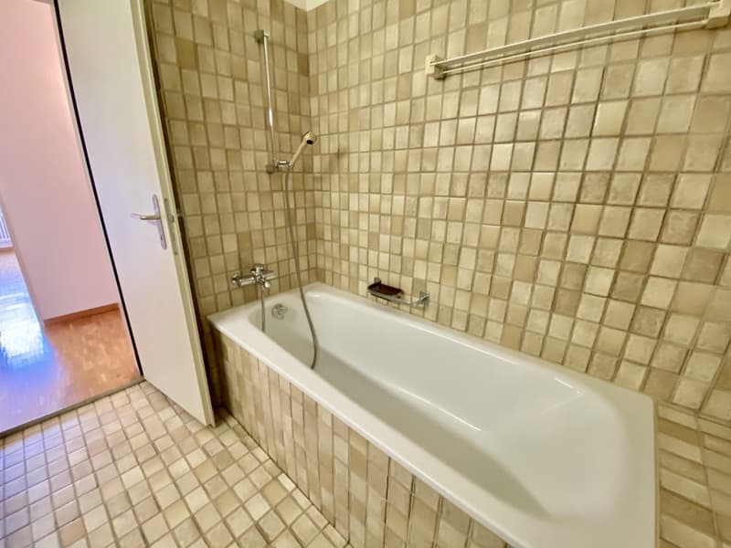 Möbliertes WG-Zimmer im Zentrum von Kloten Befristet bis 31.03.2027 (8)