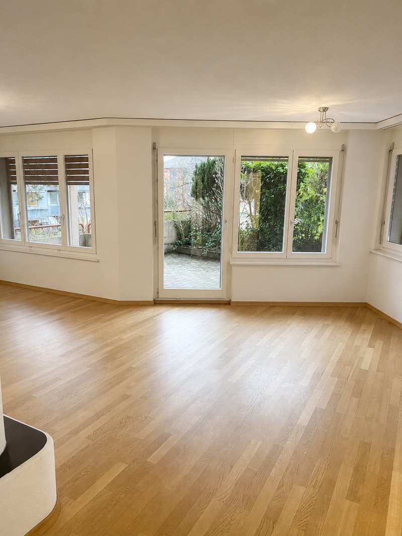 5-Zimmer-Wohnung in naturnaher Lage Horgen BEFRISTET bis 31.03.2027 (1)