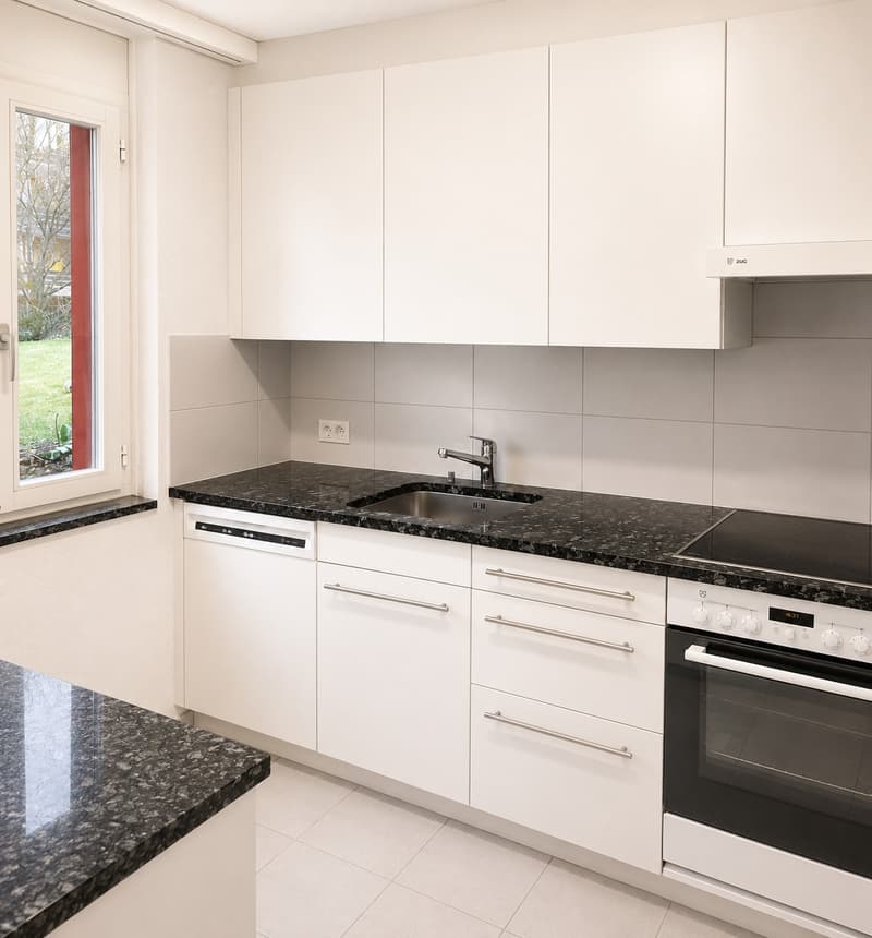 2-Zimmer-Wohnung in naturnaher Lage Horgen BEFRISTET bis 31.10.26 (4)