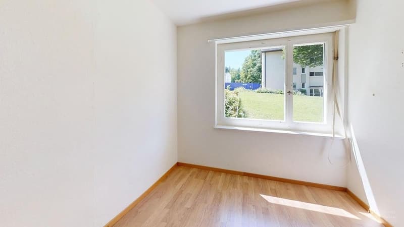 Befristet bis 31.03.2027: Ideale Zwischenlösung 3.0-Zimmerwohnung in Seebach (3)