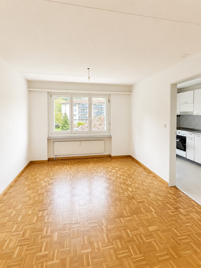 Bright 3-room apartment in Zürich Seebach, limited until (30.04.2027) (1)