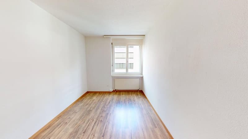 Gemütliche 4-Zimmer-Wohnung in Zürich-Altstetten (Befristung bis 30.09.2027) (8)