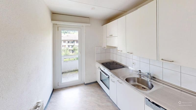 Helle 4-Zimmer-Wohnung nahe Zürichsee (in Schmerikon) befristet bis 30.06.2027 (3)