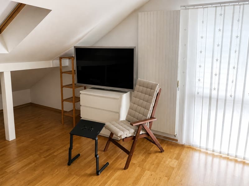 Zentrale 4-Zimmer-Wohnung mit guter Anbindung befristet bis 31.05.2027 (4)