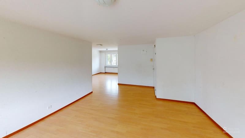 Helle 4-Zimmer-Wohnung nahe Zürichsee (in Schmerikon) befristet bis 30.06.2027 (2)