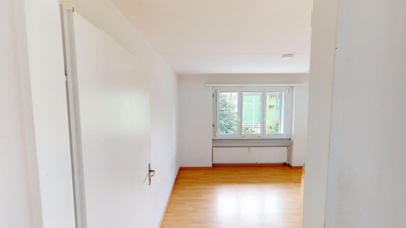 Helle 4-Zimmer-Wohnung nahe Zürichsee (in Schmerikon) befristet bis 30.06.2027 (9)