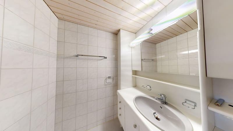 Helle 4-Zimmer-Wohnung im 2. OG ruhig wohnen in Uetikon am See | BEFRISTET (3)
