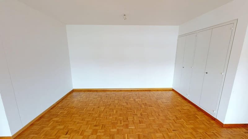 Helle 4-Zimmer-Wohnung im 2. OG ruhig wohnen in Uetikon am See | BEFRISTET (3)