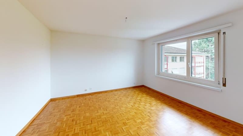 Helle 4-Zimmer-Wohnung im 2. OG ruhig wohnen in Uetikon am See | BEFRISTET (9)
