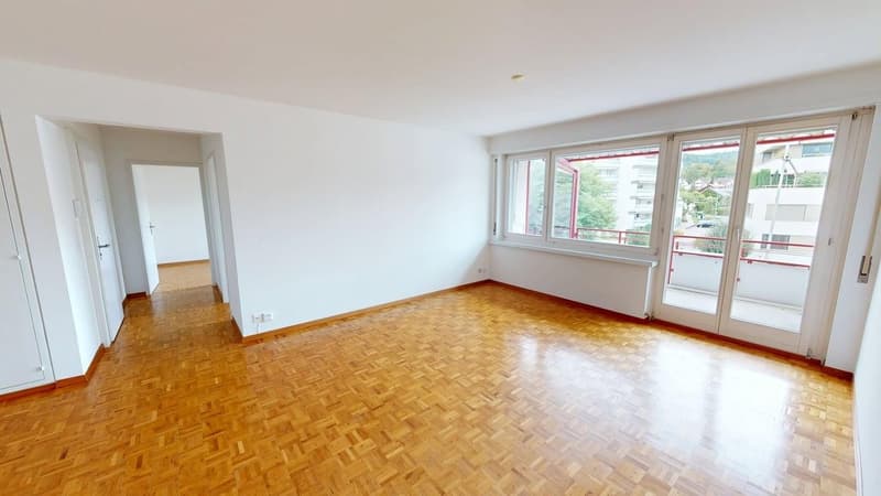 Helle 4-Zimmer-Wohnung im 2. OG ruhig wohnen in Uetikon am See | BEFRISTET (2)