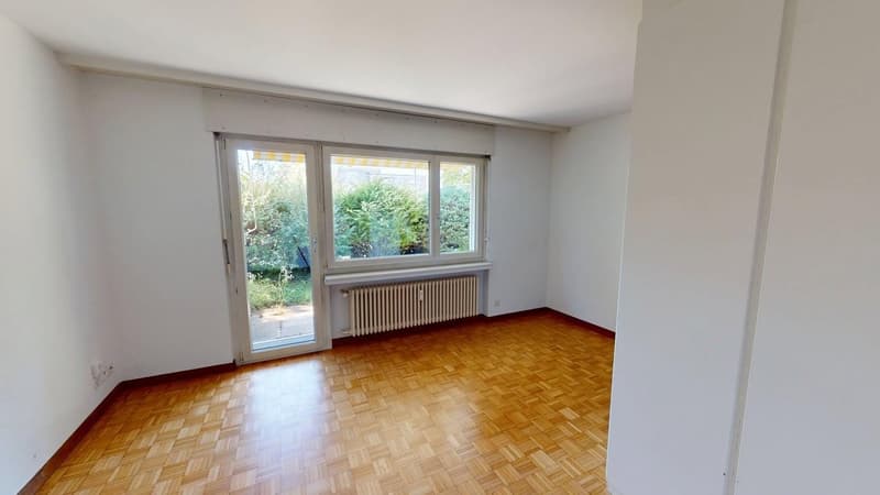 Helle 1-Zimmer-Wohnung im EG ruhig wohnen in Herrliberg | BEFRISTET (2)