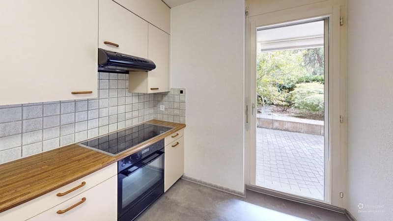 MUSTERBILDER Beispielbilder einer aehnlichen Wohnung im selben Haus (047.DEN020.00.002)