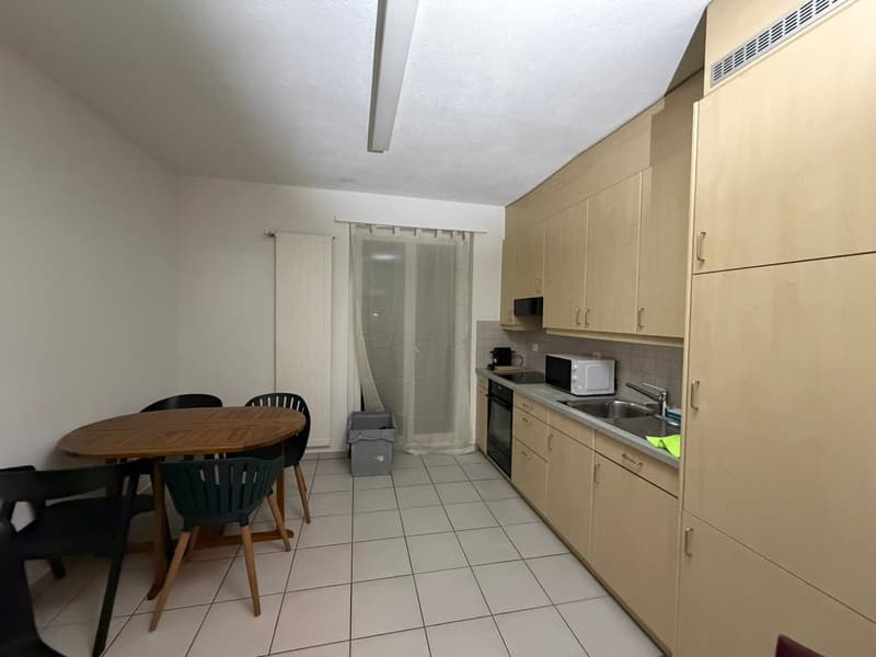 🏡 Premium Vollständig Eingerichtetes 3.5-Zimmer Corporate Apartment mit Balkon | Zürich Wiedikon (4)