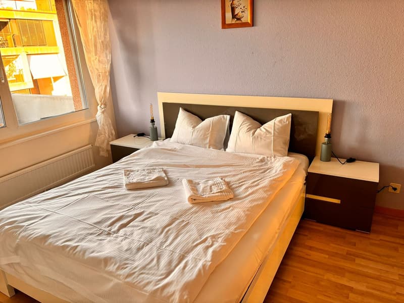 🏡 Charmantes möbliertes 2.5-Zimmer-Apartment Seebacherstrasse 64, Zürich Seebach 2. Stock links (5)