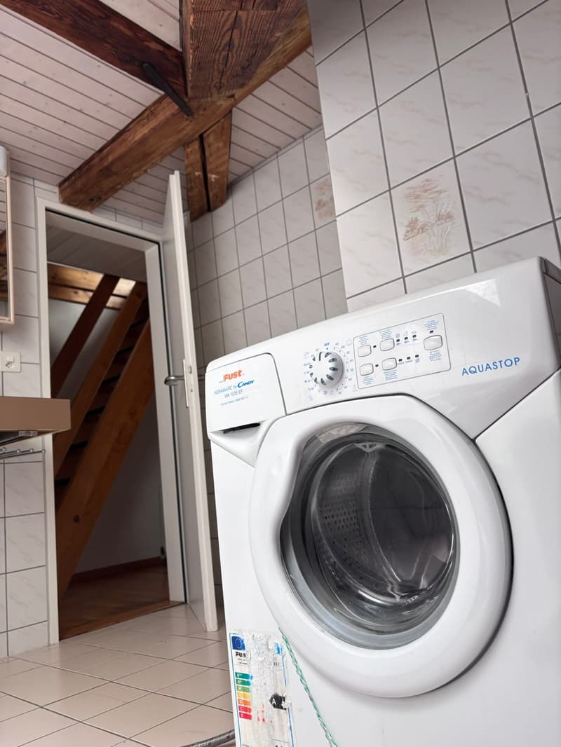 🏡Modernes 3.5-Zimmer-Wohnung mit Möbeln - Langnau am Albis Ideal für Unternehmen und Familien (17)