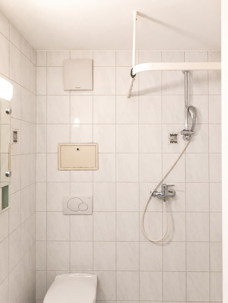 ✨ Appartamento arredato 2.5 locali con balcone 3° piano, destra Riehenring 143, 4058 Basilea (10)