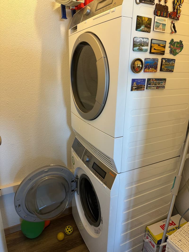 🌇 Fully Furnished 2.5-Room Apartment in Opfikon | Short-Term Rental | Balcony | Private Laundry (11)