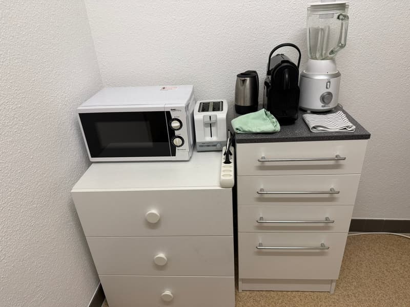 🏡 Fully Furnished 1.5-Room Apartment with Balcony in Dübendorf (10)