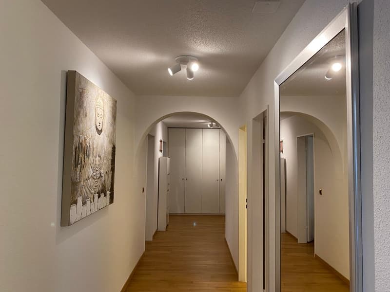 💎 Elegant Furnished 4.5-Room Home with a Beautiful Balcony in Seebach (21)