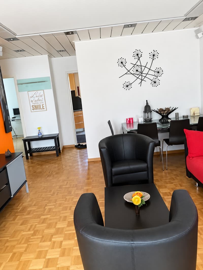 ⭐Charming Furnished 3.5-Room Apartment with Balcony in Opfikon (3)