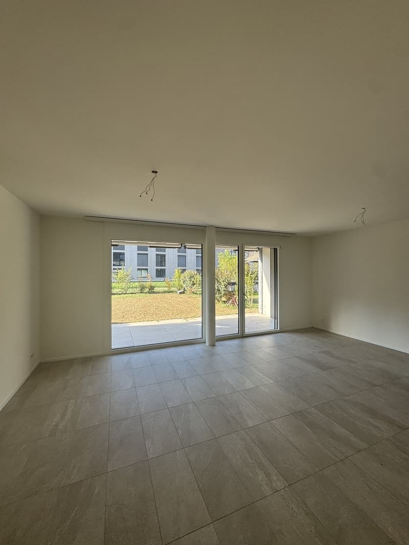 02.1 Wohnzimmer