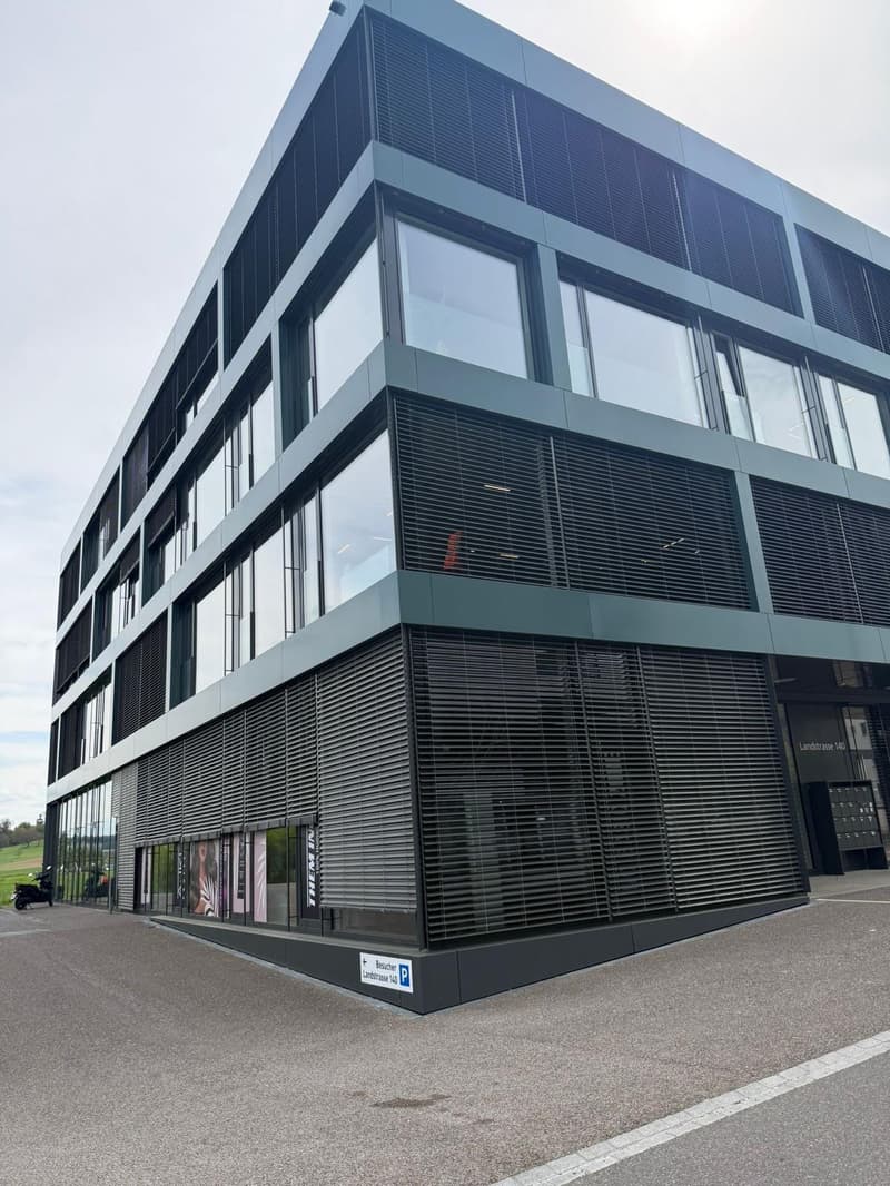 Bürofläche an der Landstrasse in Spreitenbach – sofort verfügbar (9)