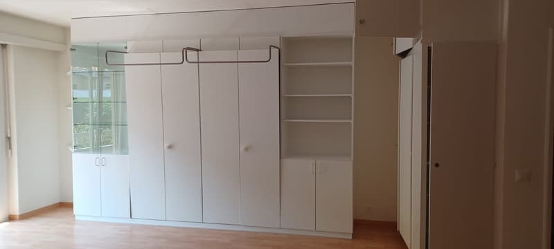 Gemütliche 1.5-Zimmer-Wohnung mit Balkon in Losone (3)
