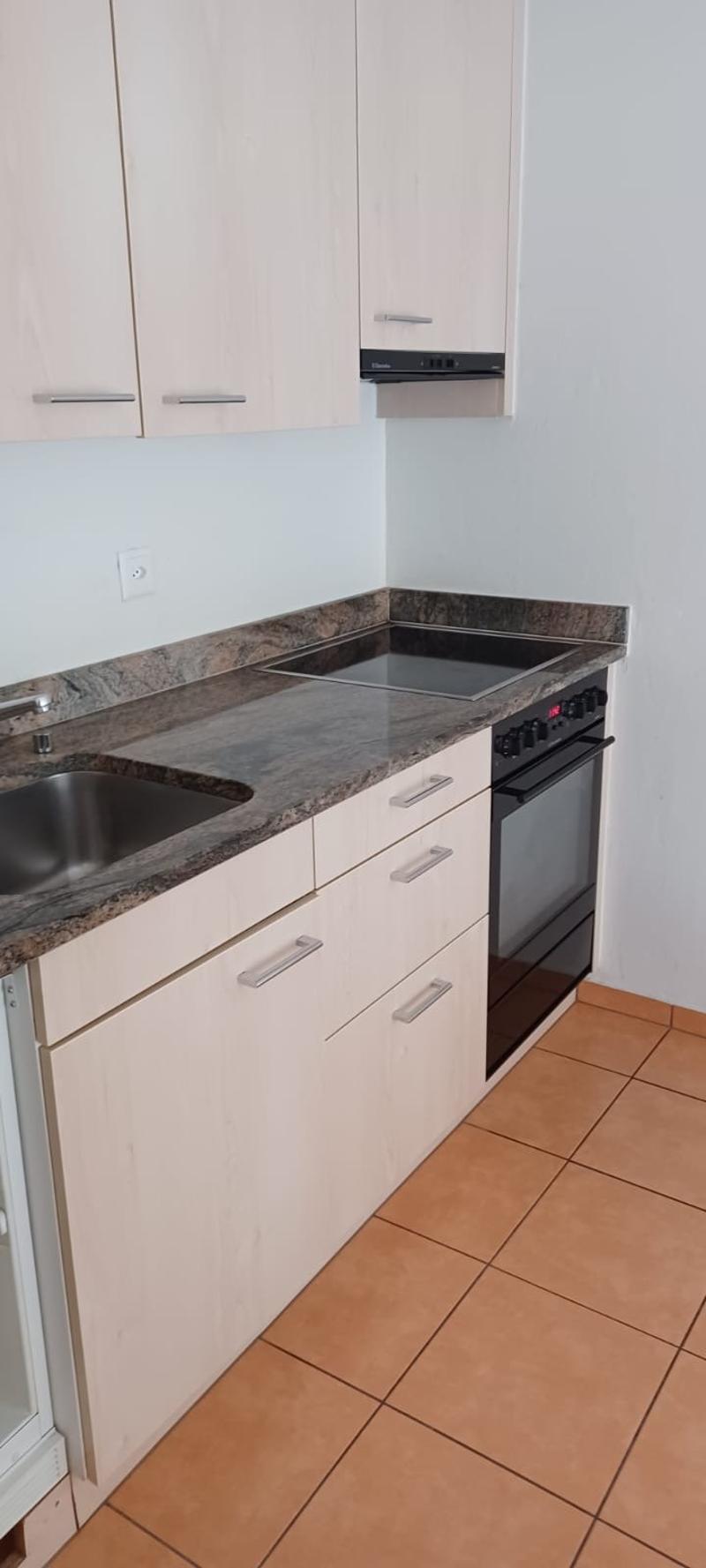 Gemütliche 1.5-Zimmer-Wohnung mit Balkon in Losone (5)