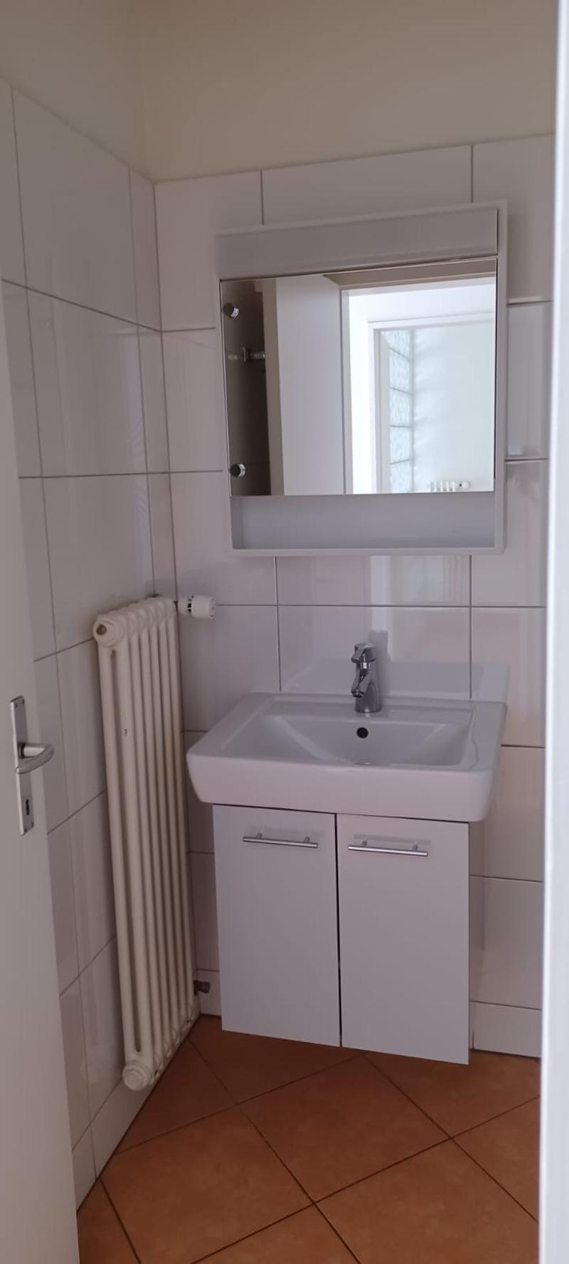 Gemütliche 1.5-Zimmer-Wohnung mit Balkon in Losone (9)