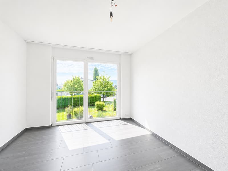 Living directly on the recreation area - Limmat in front of the door! (11)
