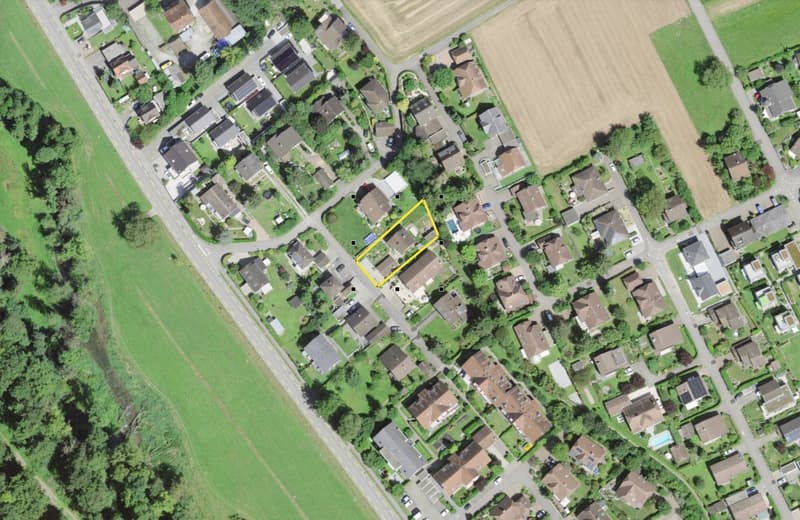 Casa unifamiliare affascinante con ampi dintorni, casetta da giardino e garage, in una posizione tranquilla a Niederlenz (18)