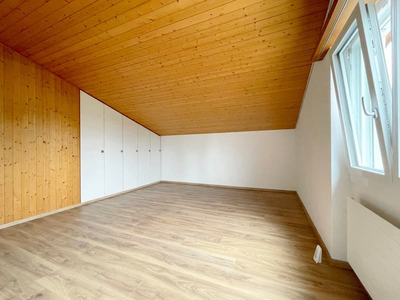 Appartamento tranquillo, 116m² 3.5 locali con garage doppio e posto auto (14)
