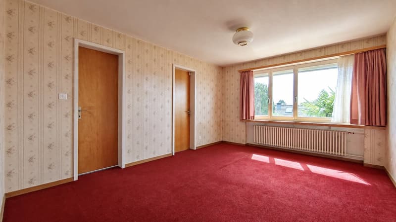 Freistehendes Einfamilienhaus mit Swimmingpool (16)