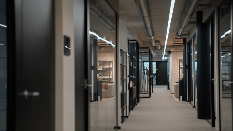 Fully furnished office for 3 workstations (All-inclusive Services) (14)