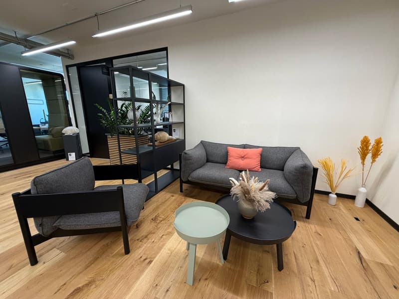 Vollmöbliertes Büro für 3 Arbeitsplätze (All-inclusive Services) (11)