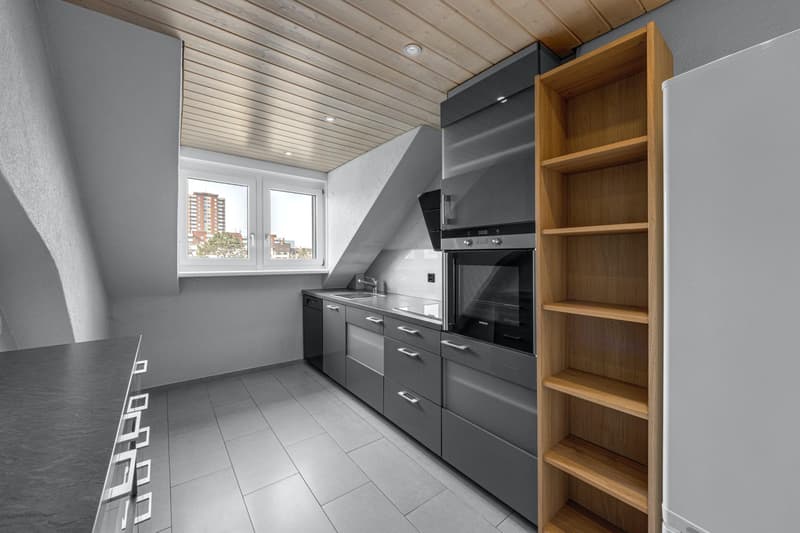 4-Zimmer-Maisonettewohnung ohne Balkon  Befristetes Wohnen bis 30. November 2028 (2)