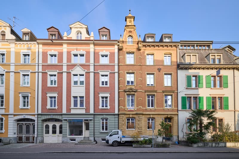 Charmantes Laden- oder Gewerbelokal an attraktiver Lage in Basel (1)