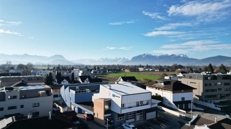 Dachterrasse, Balkon und 4.5 Zimmer mit Weitsicht (12)